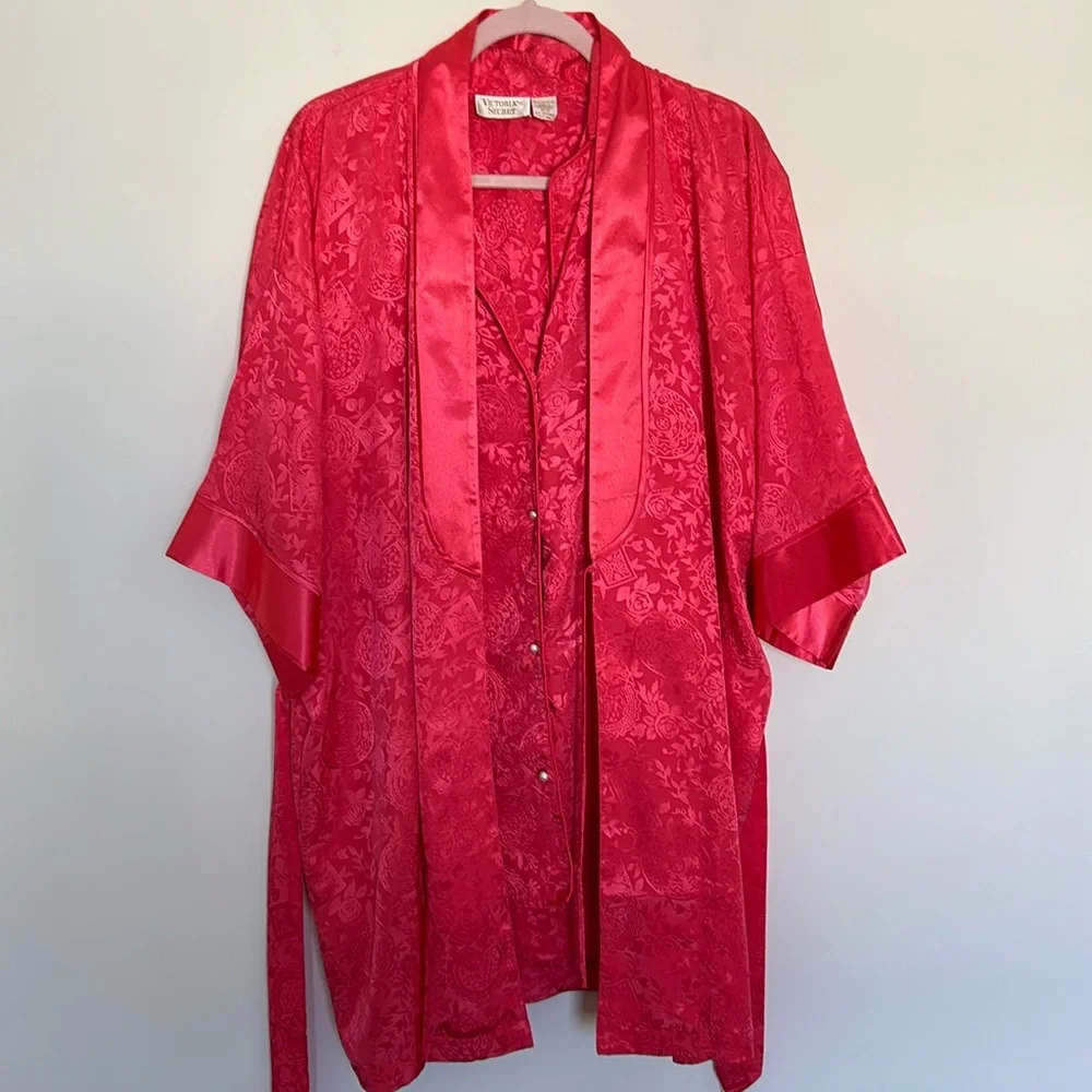 Vintage Victoria’s Secret Gold Label Nightie and Kimono Style Robe Set - Red
